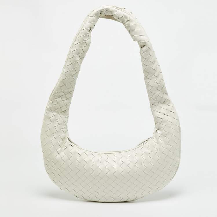 مملوكة مسبقًا Bottega Veneta Buddy Off White Intrecciation Leather Crossbody Bag
