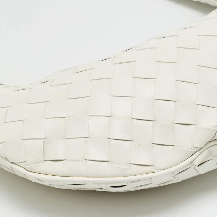 مملوكة مسبقًا Bottega Veneta Buddy Off White Intrecciation Leather Crossbody Bag