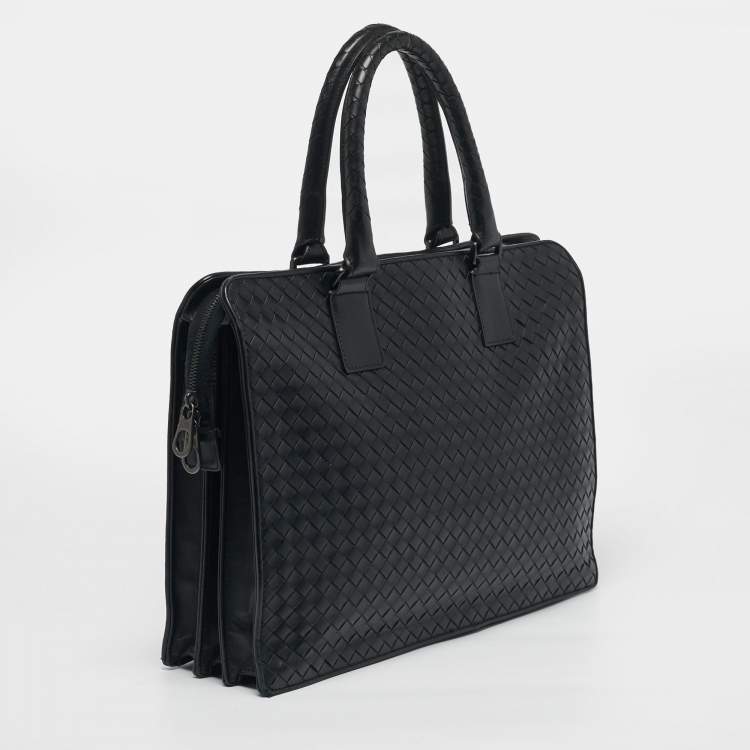 مملوكة مسبقًا حقيبة عمل بوتيغا فينيتا جلد إنتريشياتو سوداء بسحاب