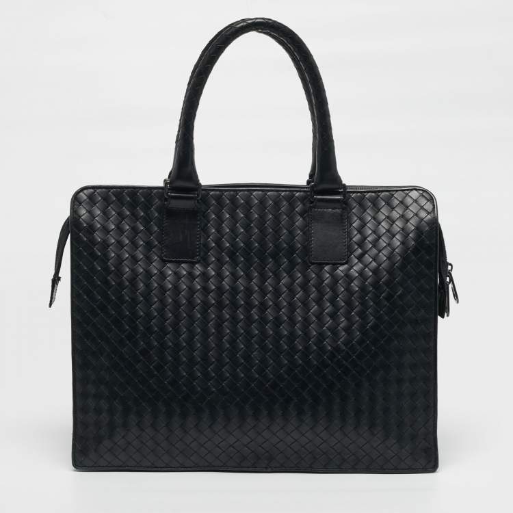 مملوكة مسبقًا حقيبة عمل بوتيغا فينيتا جلد إنتريشياتو سوداء بسحاب