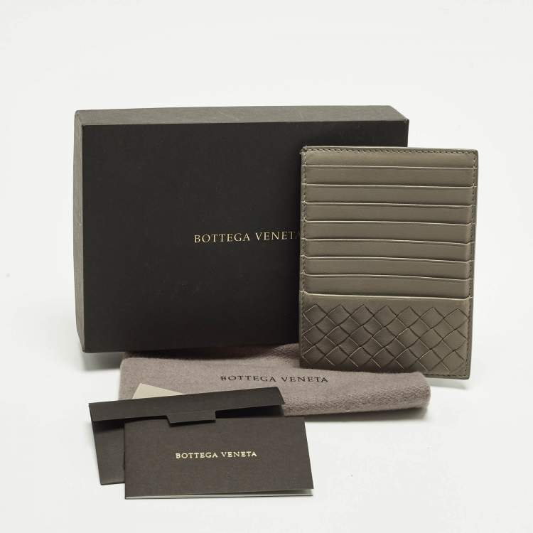 Pre Owned Bottega Veneta Beige Intrecciato Leather Zip Card Holder