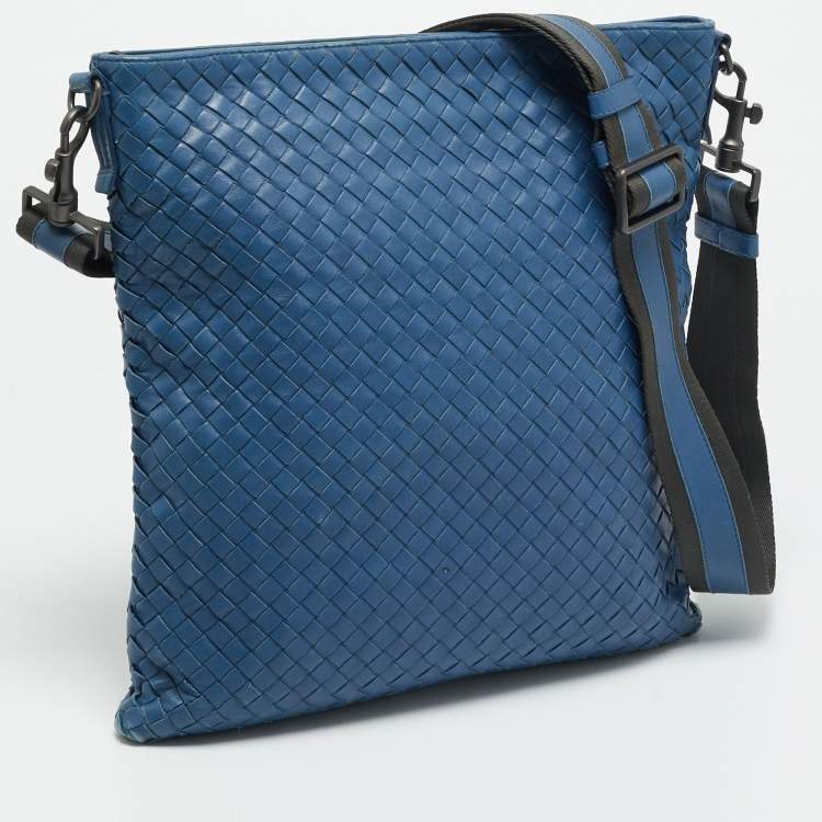 Pre Owned Bottega Veneta Blue/Black Intrecciato Leather Messenger Bag