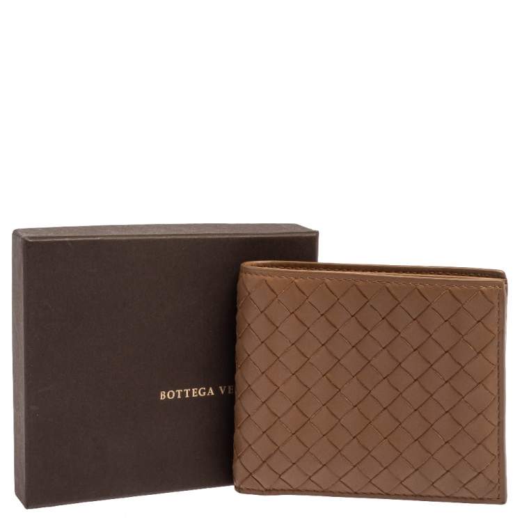 Pre Owned Bottega Veneta Beige Intrecciato Leather Bifold Wallet