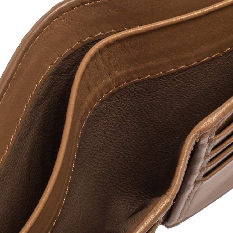 Pre Owned Bottega Veneta Beige Intrecciato Leather Bifold Wallet