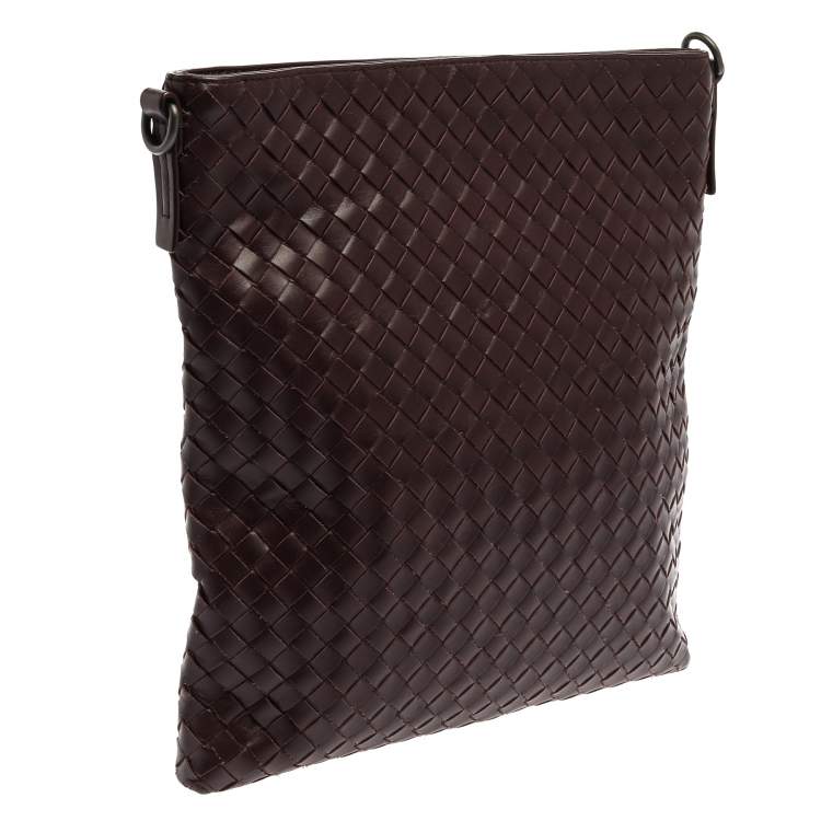 Pre Owned Bottega Veneta Burgundy Intrecciato Leather Messenger Bag