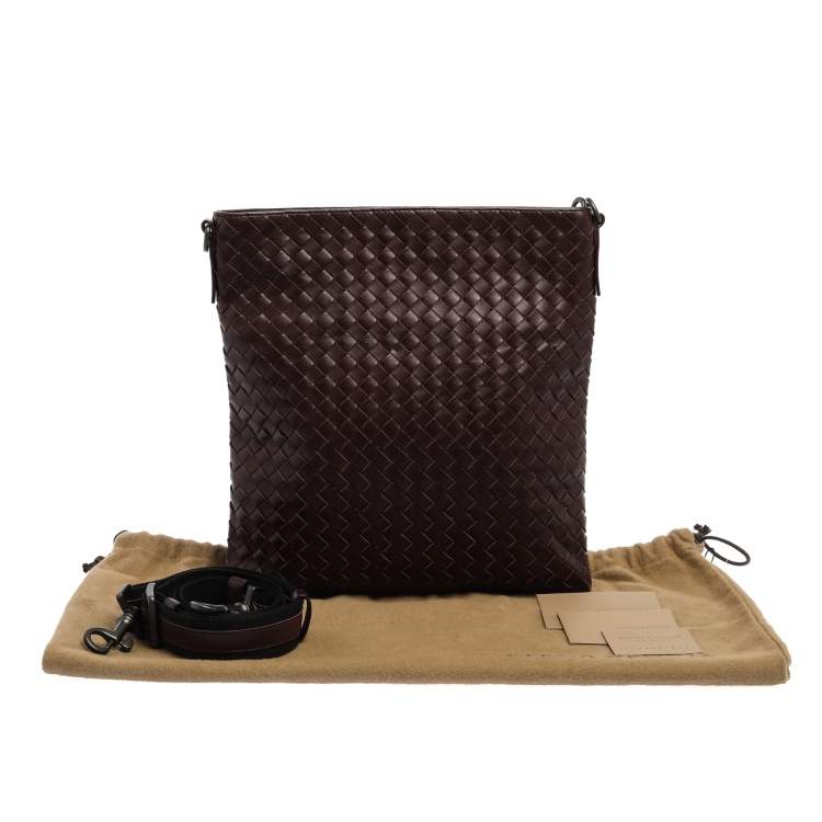 Pre Owned Bottega Veneta Burgundy Intrecciato Leather Messenger Bag