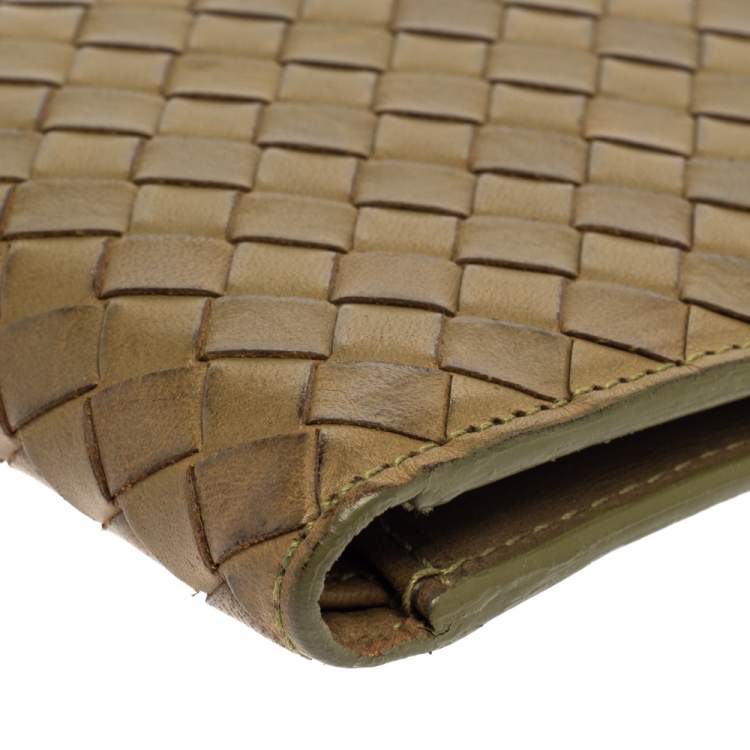 Pre Owned Bottega Veneta Khaki Green Intrecciato Leather Bi-Fold Wallet