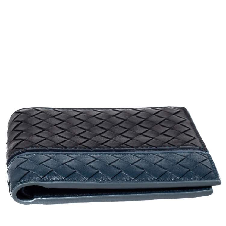 Pre Owned Bottega Veneta Black/Blue Intrecciato Leather Bifold Wallet