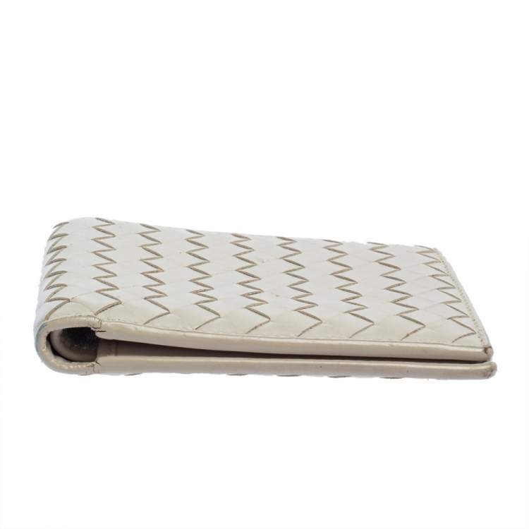 Pre Owned Bottega Veneta Off White Intrecciato Leather Bifold Wallet