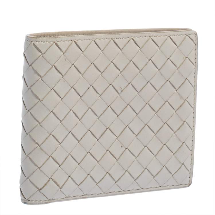 Pre Owned Bottega Veneta Off White Intrecciato Leather Bifold Wallet