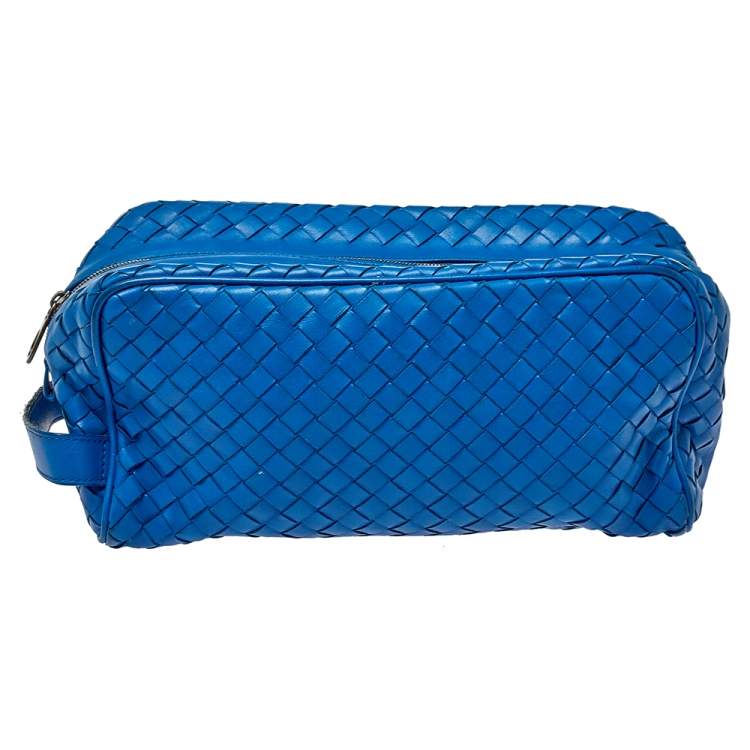 Pre Owned Bottega Veneta Blue Intrecciato Leather Toilerty Pouch 