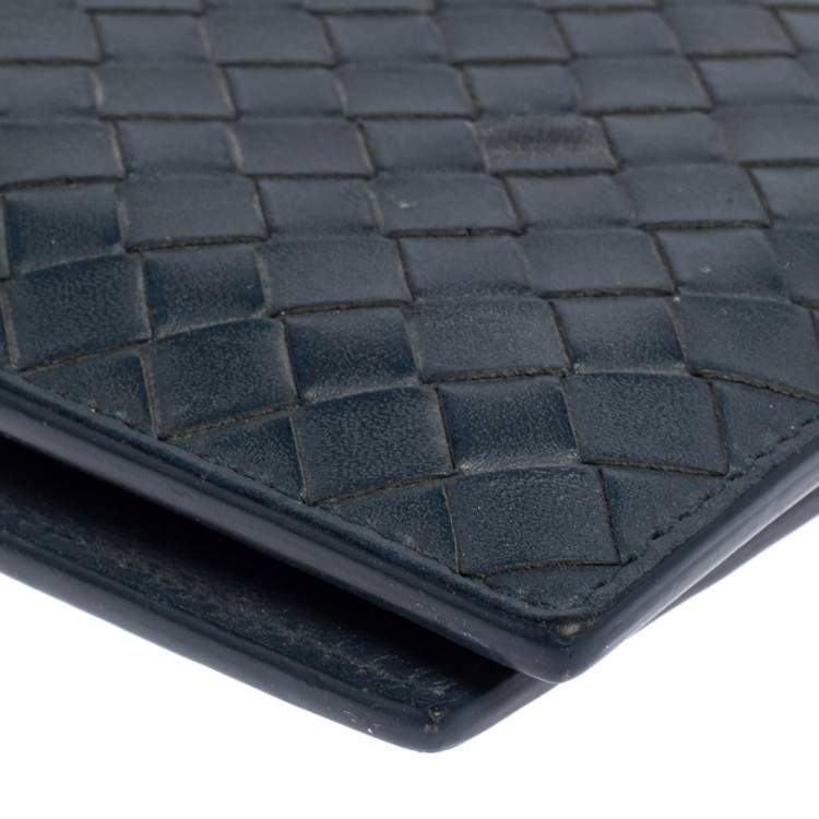 Pre Owned Bottega Veneta Blue Intrecciato Leather Bifold Wallet