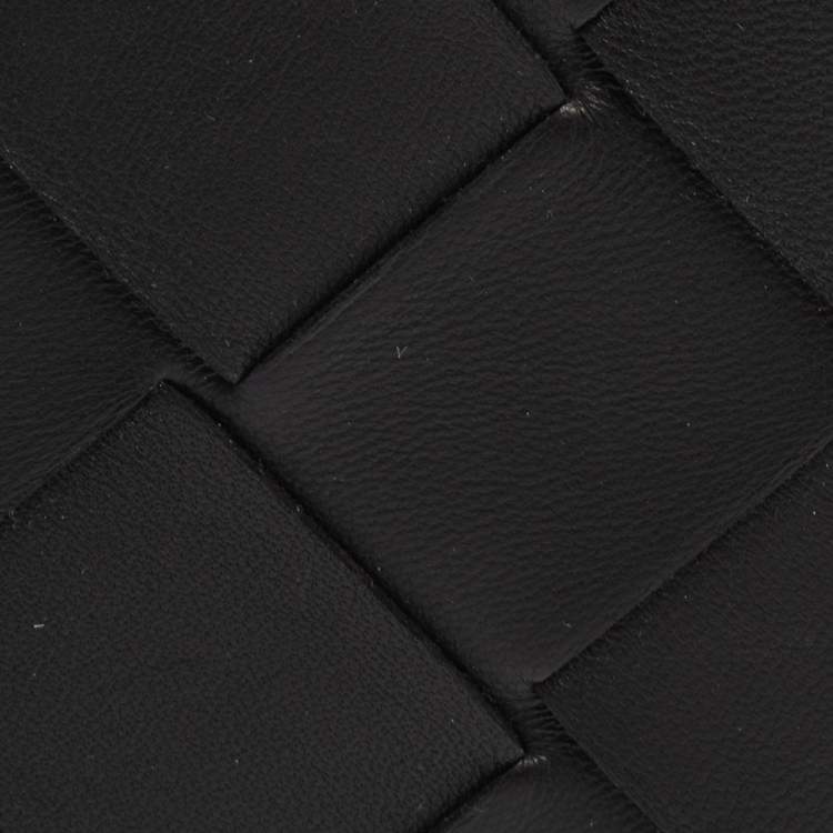 Pre Owned Bottega Venetta Black Maxi Intrecciato Leather Bifold Wallet