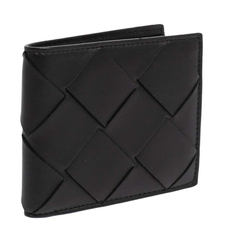 Pre Owned Bottega Venetta Black Maxi Intrecciato Leather Bifold Wallet