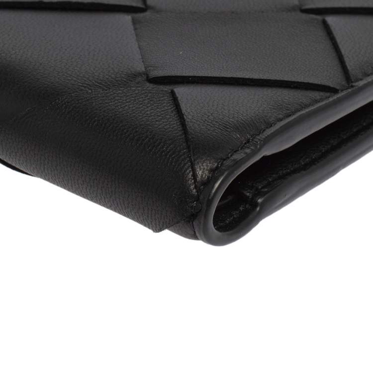 Pre Owned Bottega Venetta Black Maxi Intrecciato Leather Bifold Wallet