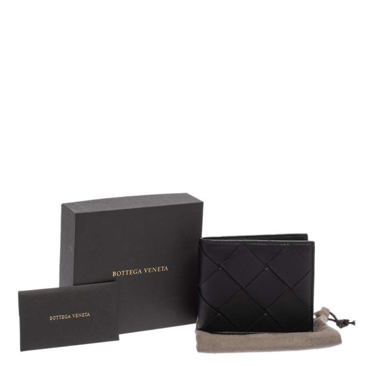 Pre Owned Bottega Venetta Black Maxi Intrecciato Leather Bifold Wallet