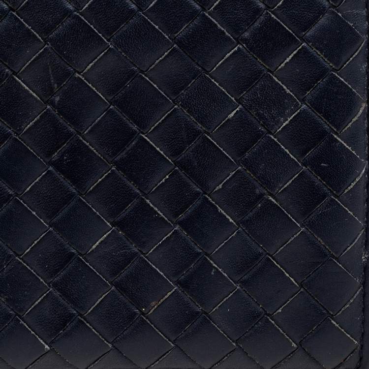 Pre Owned Bottega Veneta Dark Blue Intrecciato Leather Bifold Wallet