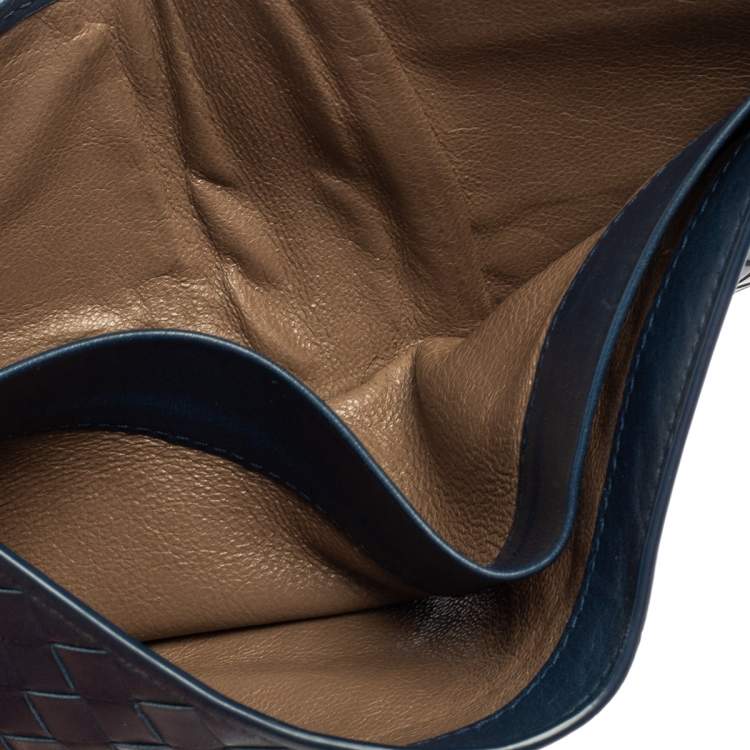 Pre Owned Bottega Veneta Blue Intrecciato Leather Bifold Compact Wallet