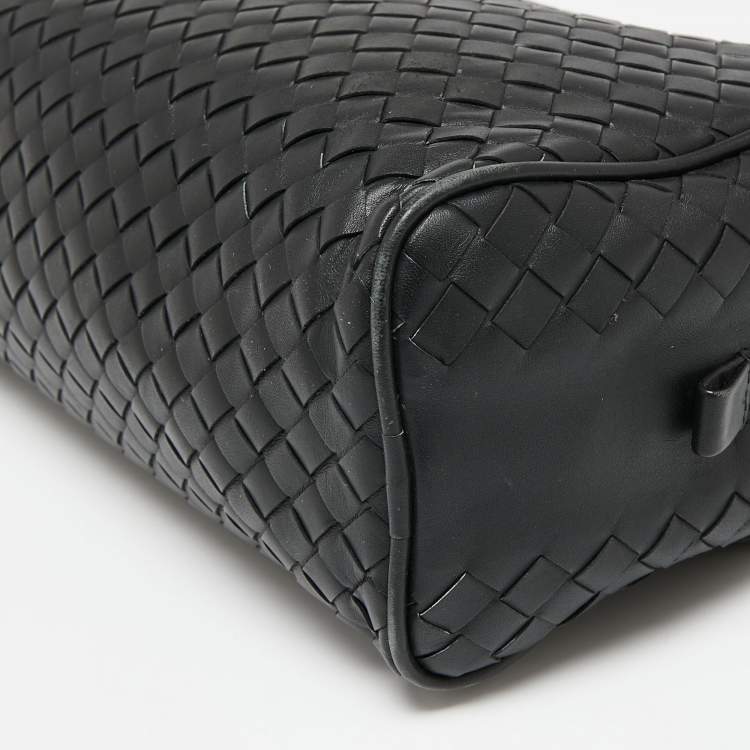 Pre Owned Bottega Veneta Black Intrecciato Leather Wash Pouch Bag
