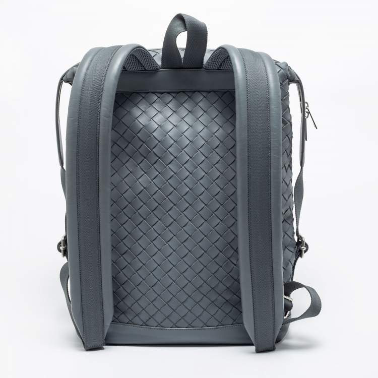 Pre Owned Bottega Veneta Grey Intrecciato Leather Classic Backpack