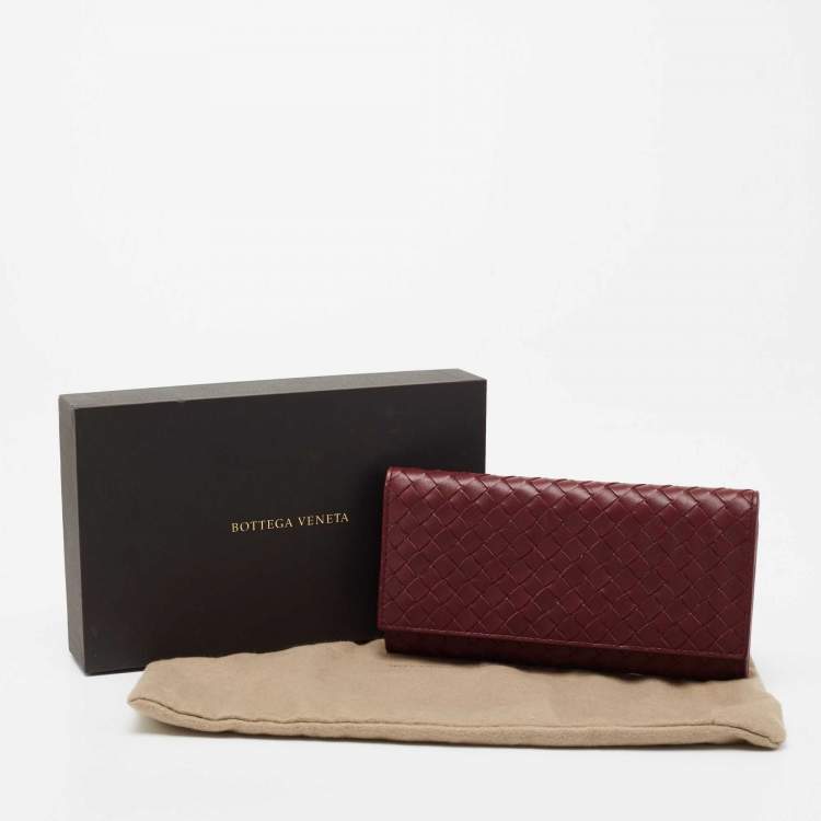 Pre Owned Bottega Veneta Burgundy Intrecciato Leather Flap Continental Wallet
