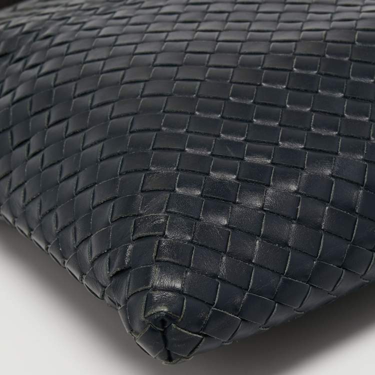 Pre Owned Bottega Veneta Navy Blue Intrecciato Leather Messenger Bag