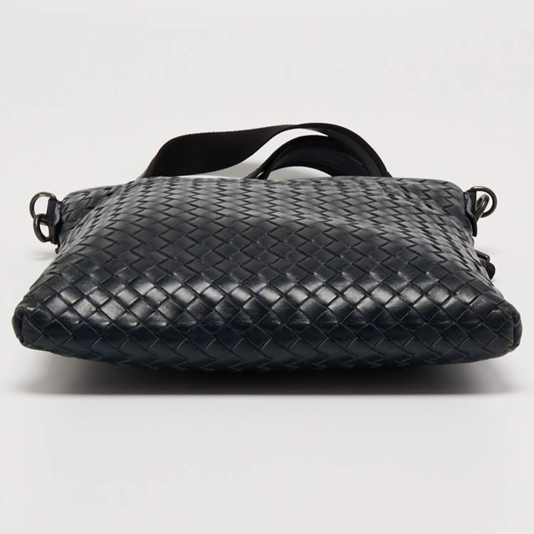 Pre Owned Bottega Veneta Navy Blue Intrecciato Leather Messenger Bag