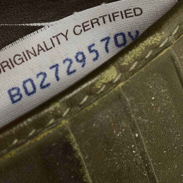 Pre Owned Bottega Veneta Olive Green Intrecciato Leather Bifold Wallet