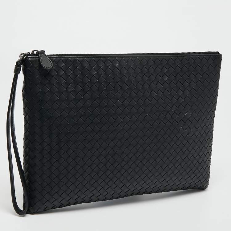 Pre Owned Bottega Veneta Black Intrecciato Leather Wristlet Clutch