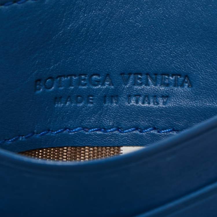 مملوكة مسبقًا Bottega Veneta Blue Intrecciato Leather Card Holder