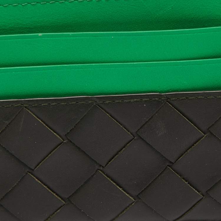 Pre Owned Bottega Veneta Black/Green Intrecciato Leather Card Holder