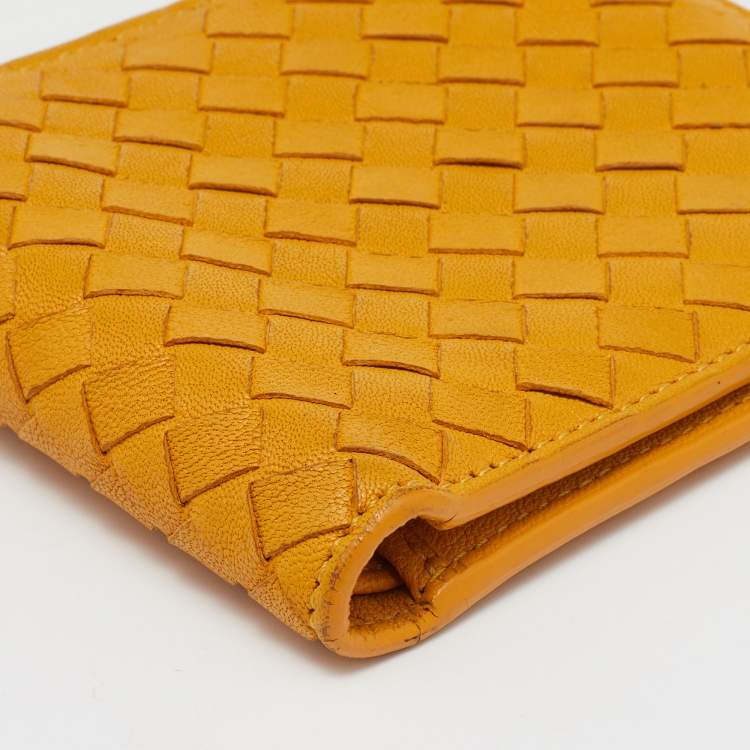Pre Owned Bottega Veneta Mustard Intrecciato Leather Bifold Wallet