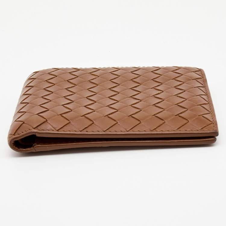 Pre Owned Bottega Veneta Brown Intrecciato Leather Bifold Wallet