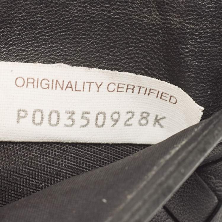 Pre Owned Bottega Veneta Black/White Intrecciato Leather Zip Card Holder