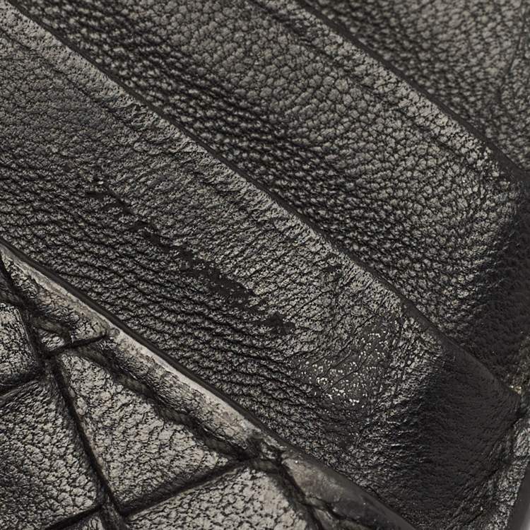 Pre Owned Bottega Veneta Black/White Intrecciato Leather Zip Card Holder