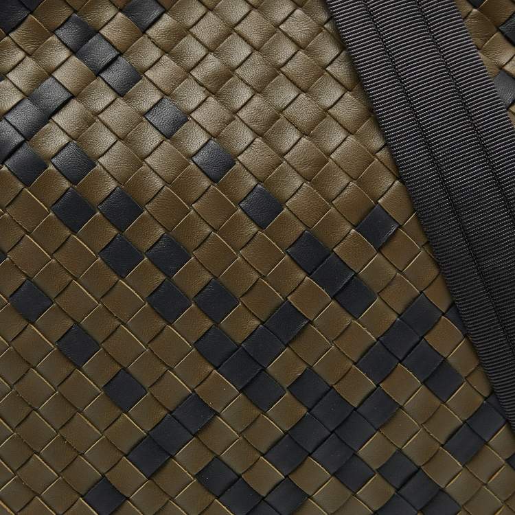 Pre Owned Bottega Veneta Olive Green/Black Intrecciato Leather Messenger Bag