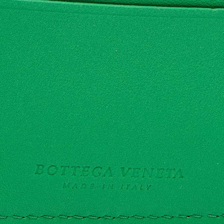 Pre Owned Bottega Veneta Green Intrecciato Leather Bifold Wallet