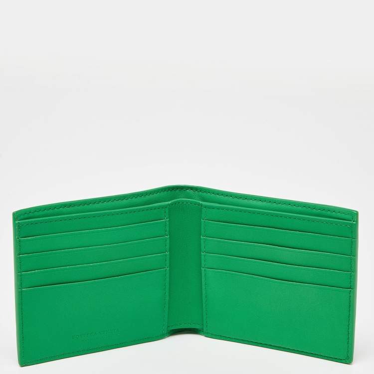 Pre Owned Bottega Veneta Green Intrecciato Leather Bifold Wallet