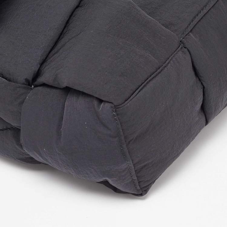 Pre Owned Bottega Veneta Black Intrecciato Nylon Cassette Messenger Bag