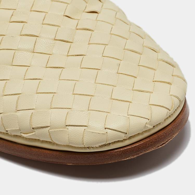 Pre Owned Bottega Veneta Light Yellow Intrecciato Leather Flat Mules Size 41