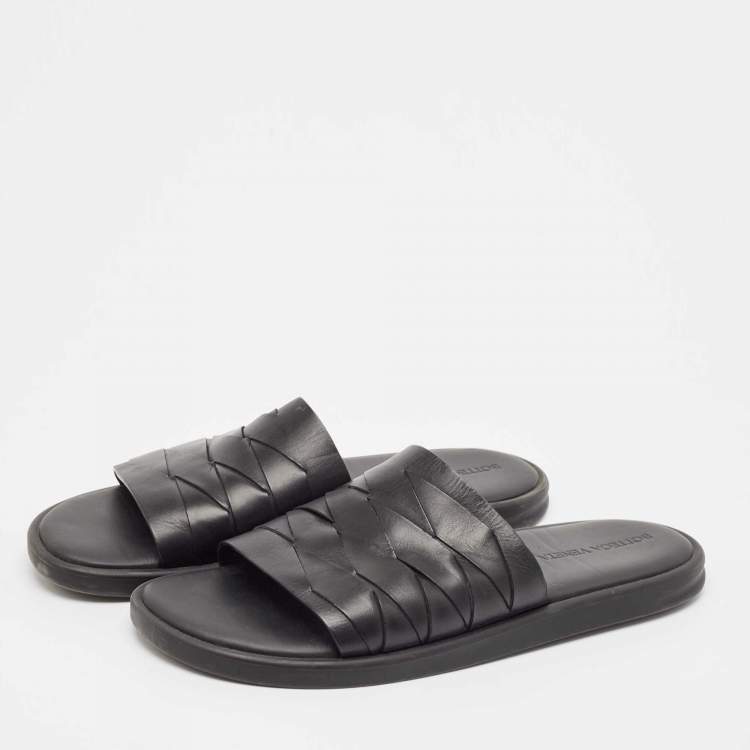 Pre Owned Bottega Veneta Black Leather Flat Slides Size 44