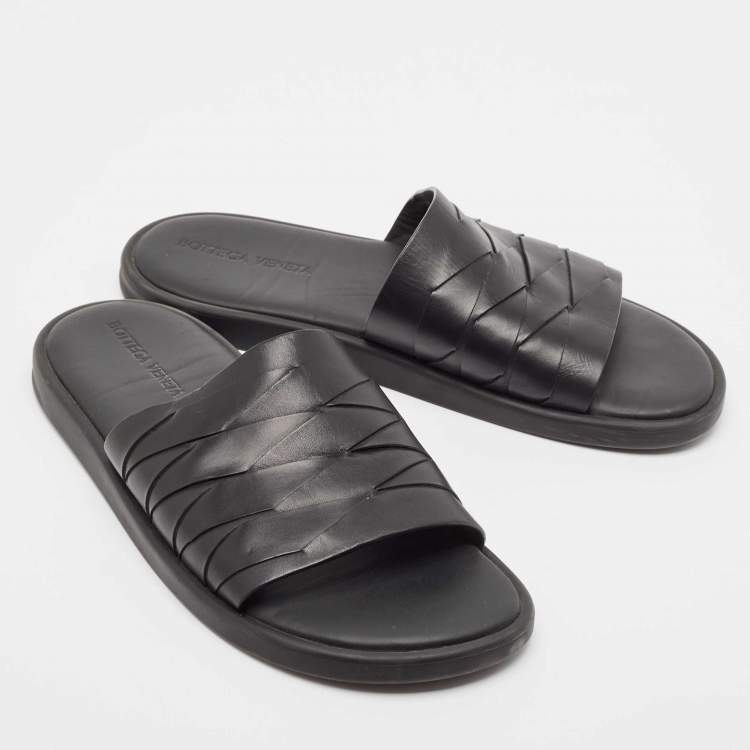 Pre Owned Bottega Veneta Black Leather Flat Slides Size 44