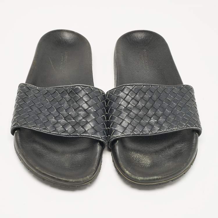Pre Owned Bottega Veneta Black Intrecciato Leather Lake Slide Sandals Size 46