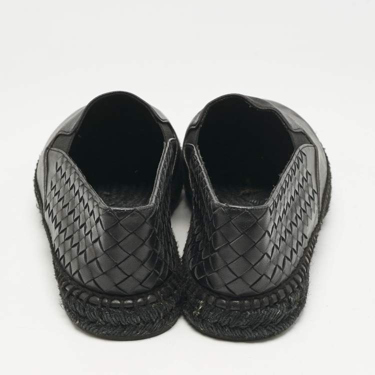 Pre Owned Bottega Veneta Black Intrecciato Leather Slip On Loafers Size 43