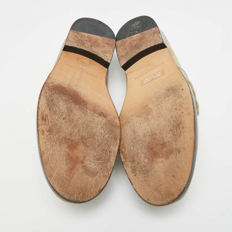 Pre Owned حذاء لوفرز بوتيغا فينيتا نوت شامواه رمادي زيتوني سليب أون مقاس 42