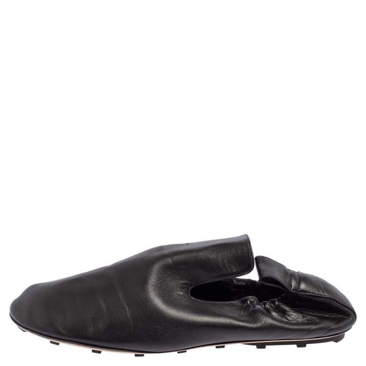 Pre Owned Bottega Veneta Black Leather Smoking Slippers Size 43