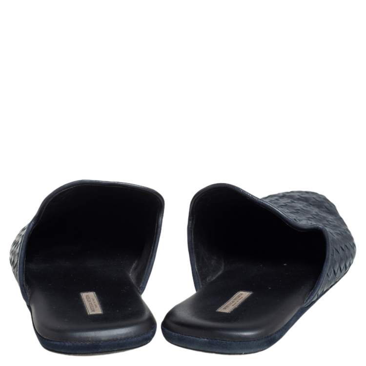 Pre Owned Bottega Veneta  Blue Intrecciato Leather Fiandra Mules Size 42