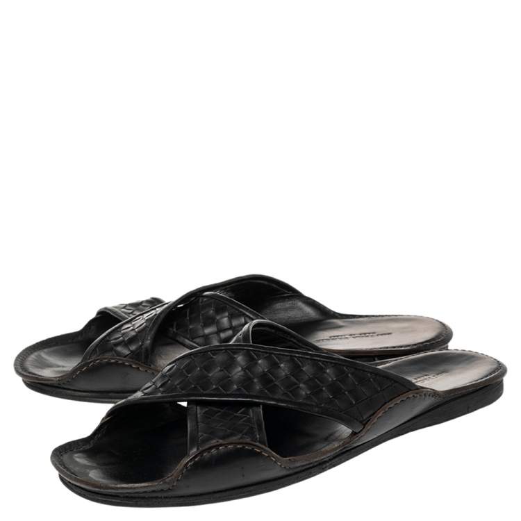 Pre Owned Bottega Veneta Black Intrecciato Leather Cross Strap Flat Slides Size 42