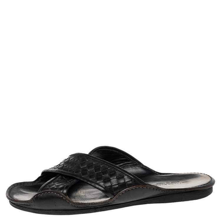 Pre Owned Bottega Veneta Black Intrecciato Leather Cross Strap Flat Slides Size 42
