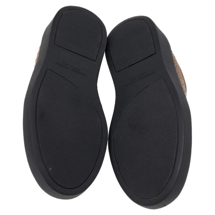 مملوكة مسبقًا Bottega Veneta Brown Intrecciato Leather Low Top Sneakers Size 41